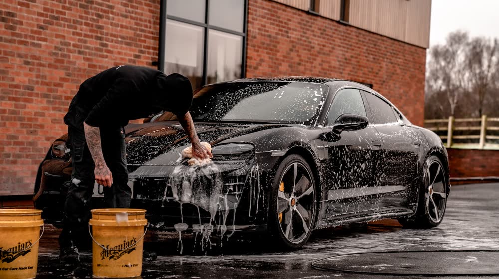 Our crew at work — mobile detailing Oahu