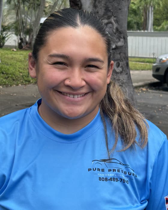 Sadie, co-founder of Pure Pressure Hawaii